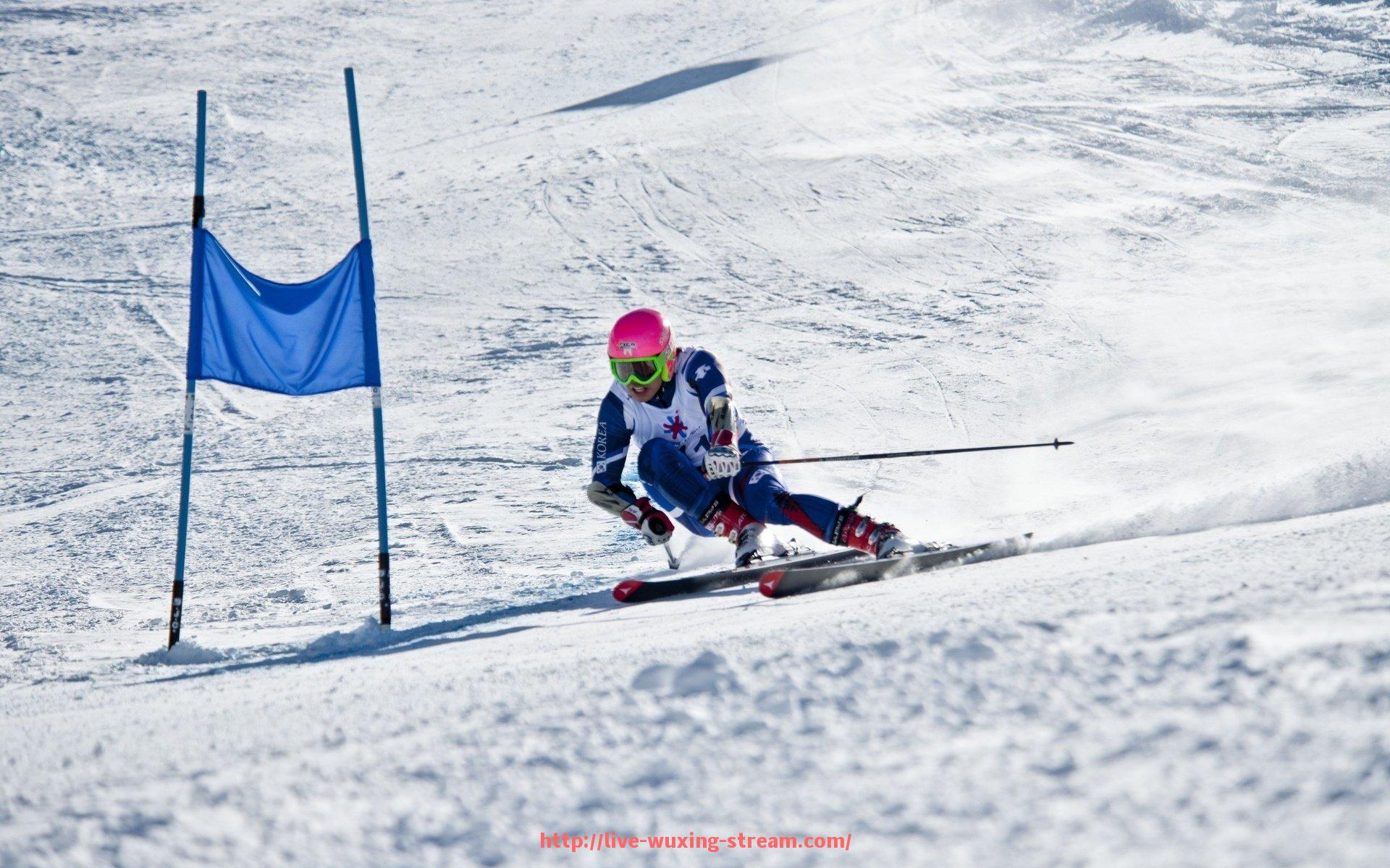 五星体育直播-英超各队风格化球衣设计趋势与品牌合作策略