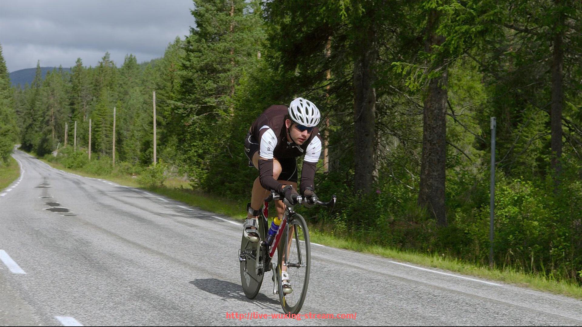 五星体育直播-英超联赛中的韩国球员及其赛场表现